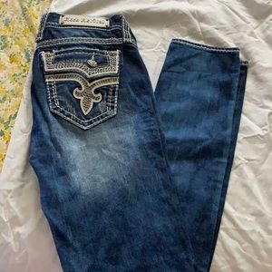 Rock revival skinny Jean medium wash. Worn once